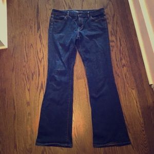 Banana Republic curvy jeans / flare